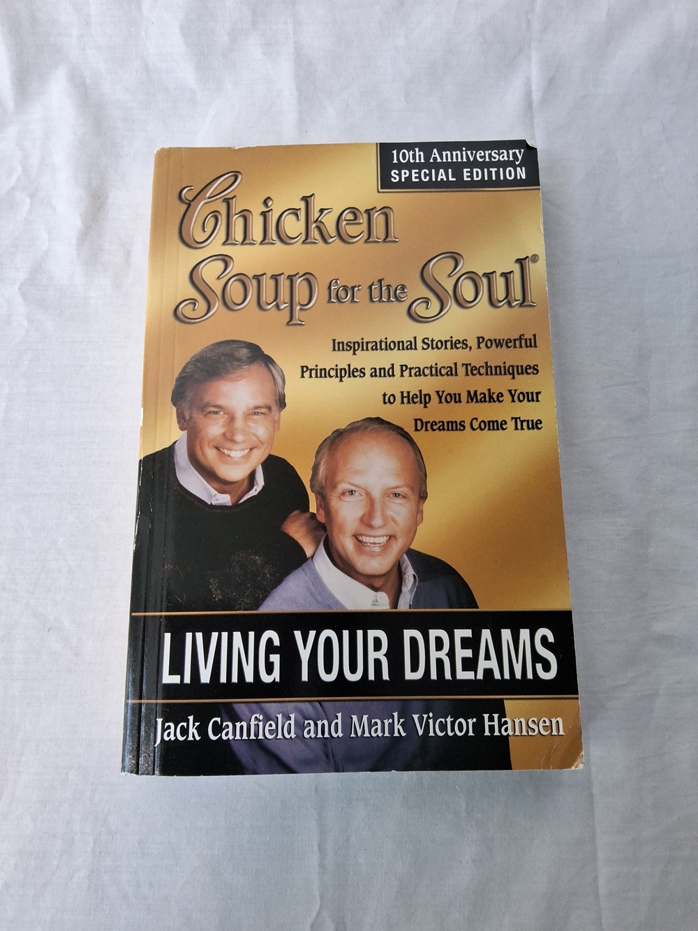 : Chicken Soup - Living‎ Your Dreams - Gold Cover